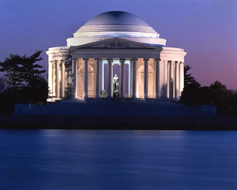 The source photo: Carol M. Highsmith, Jefferson Memorial, Washington, D.C., public domain. The Jefferson Memorial at dusk across the Tidal Basin